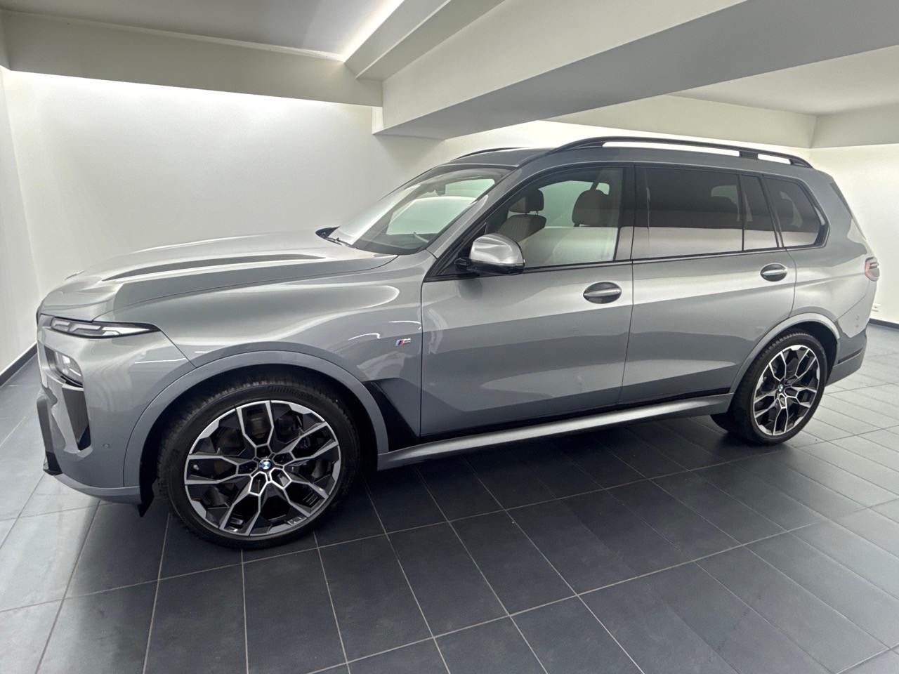 BMW X7 xDr 48 40d M Sport Pro inkl. AHK-image-17