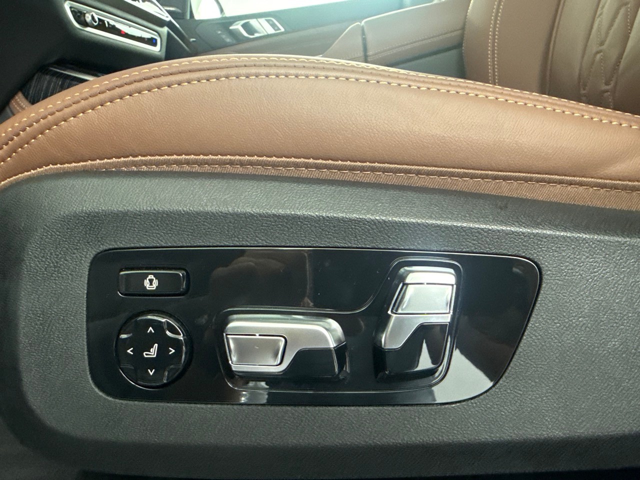 BMW X7 xDr 48 40d M Sport Pro inkl. AHK-image-10