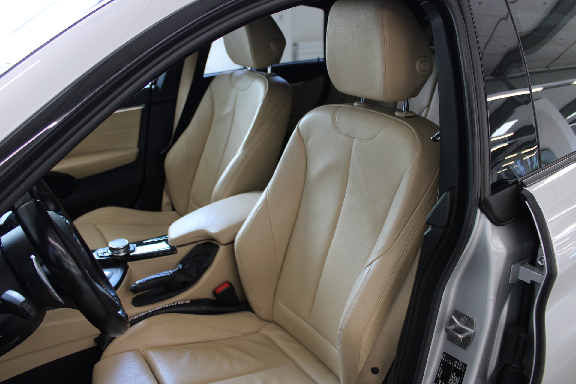 BMW 440i Gran Coupé xDrive M Sport Steptronic-image-11