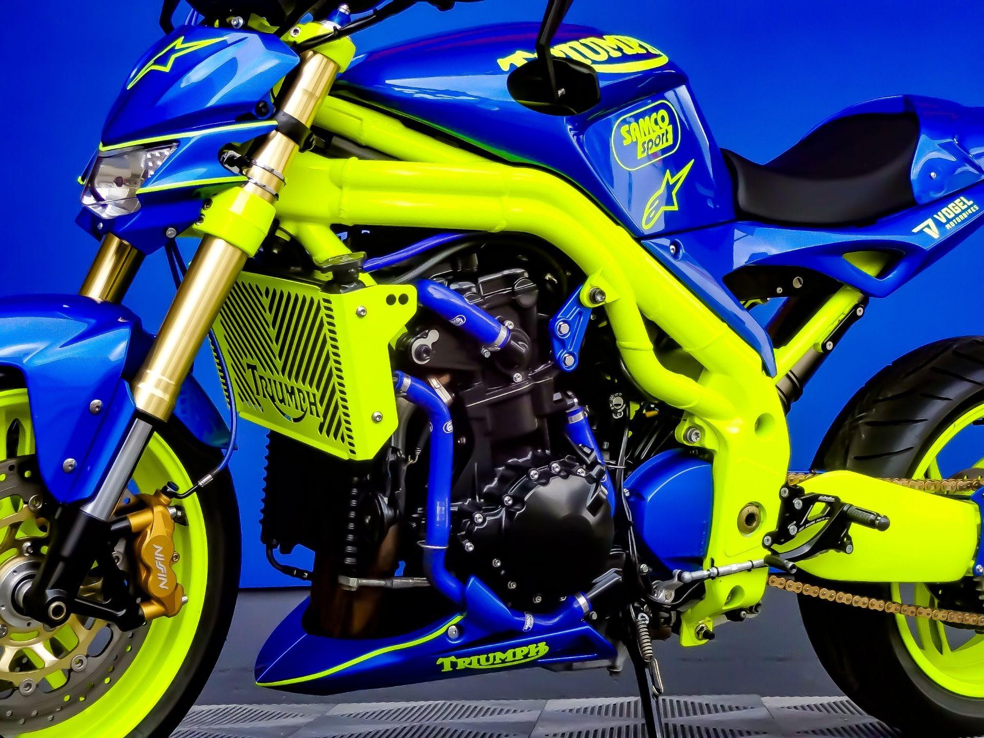 TRIUMPH Speed Triple 1050-image-3