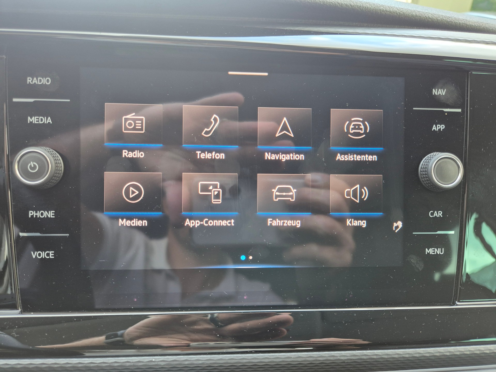 VW T6.1 Multivan 2.0 Bi-TDI Comfortline 4Motion DSG-image-27