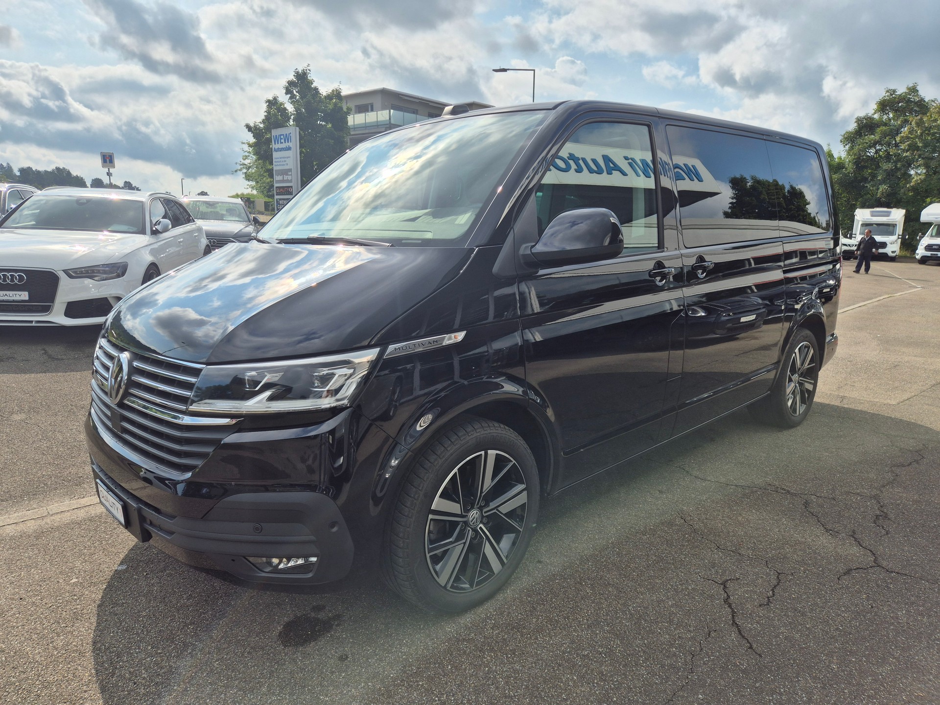 VW T6.1 Multivan 2.0 Bi-TDI Comfortline 4Motion DSG-showroom-element-1