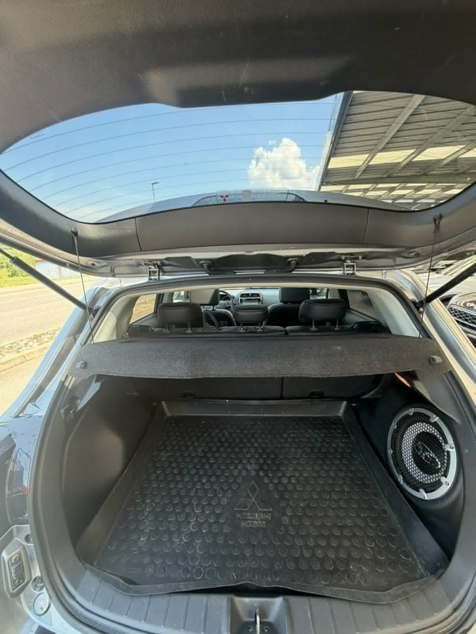 MITSUBISHI ASX 2.0 Diamond Swiss 4WD Automat-image-14