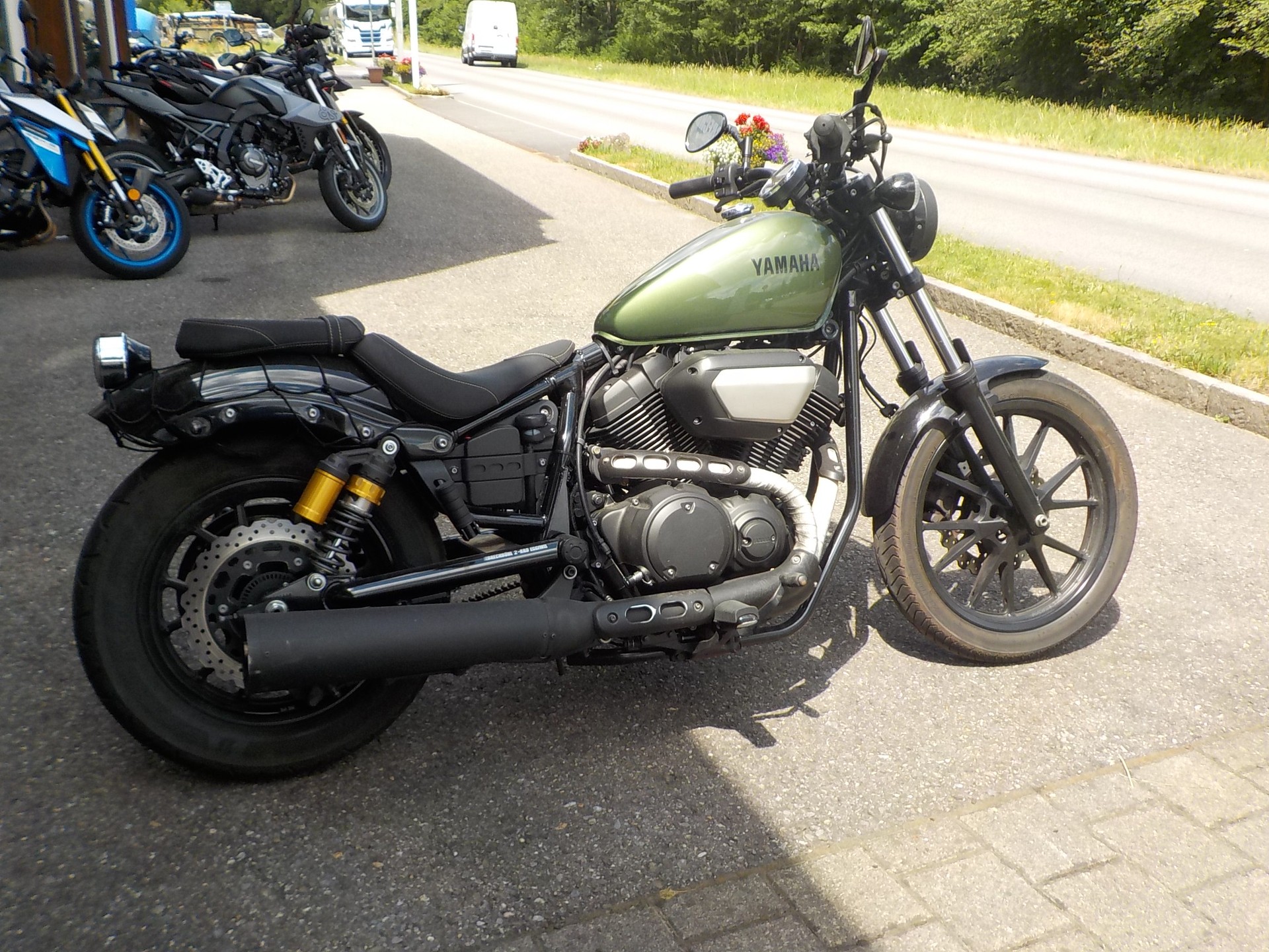 YAMAHA XV 950 R ABS-image-6