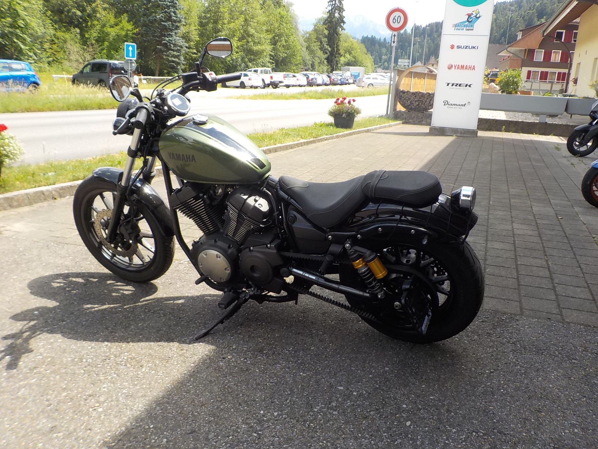YAMAHA XV 950 R ABS-image-3