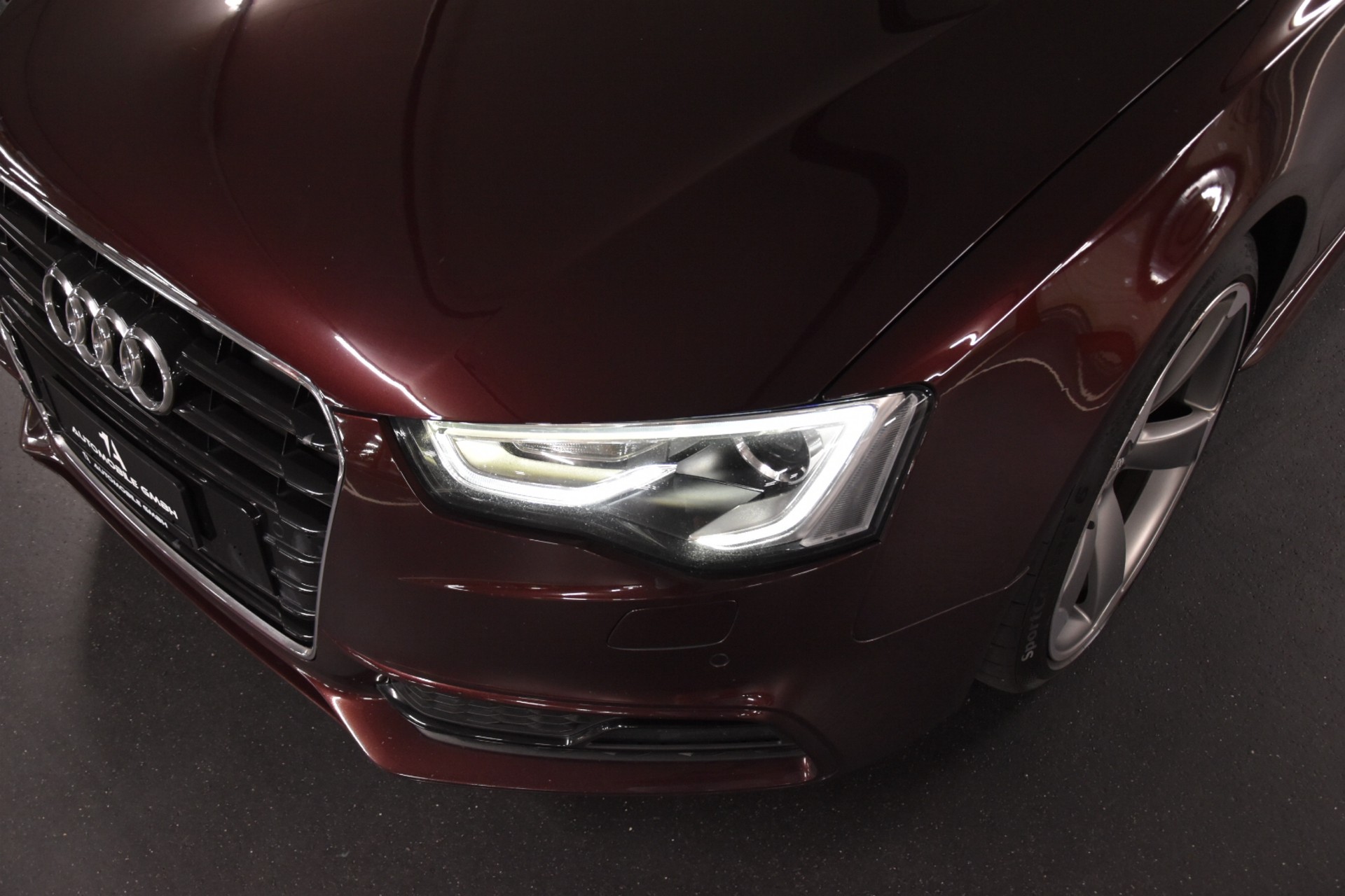 AUDI A5 Cabriolet 2.0 TDI quattro-showroom-element-1