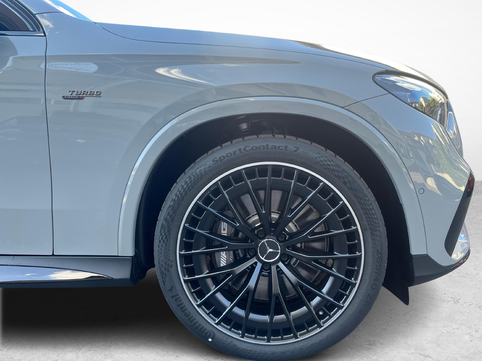 MERCEDES-BENZ AMG GLC 53 4MATIC+-image-12