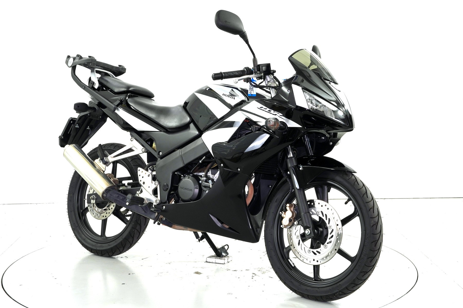 HONDA CBR 125 R-image-1