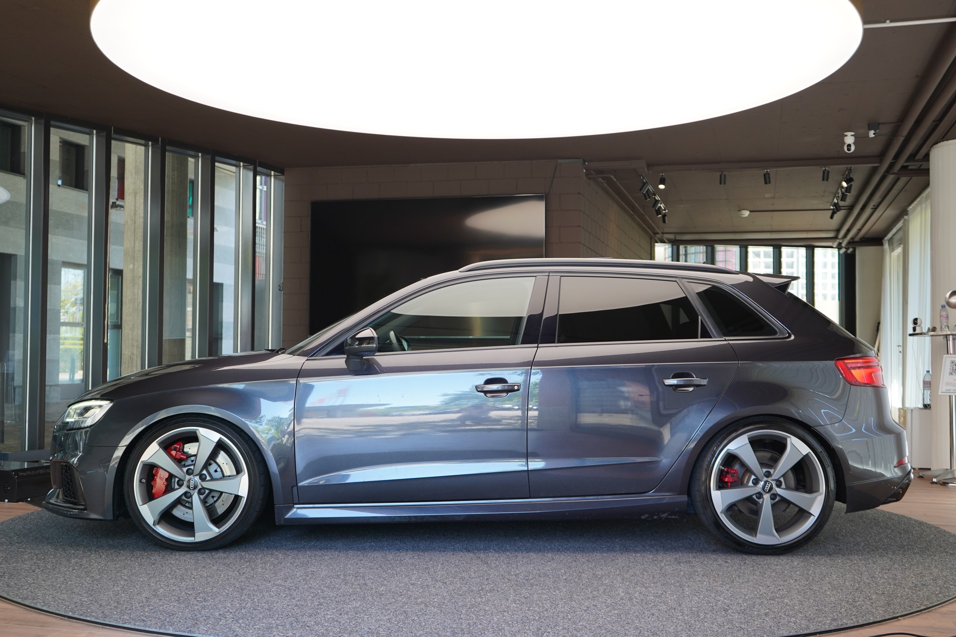 AUDI RS3 Sportback 2.5 TSI quattro *Porsche Farbe SLATE GREY* ohne OPF | KW | PANORAMA | ASSISTENZPAKET-showroom-element-2