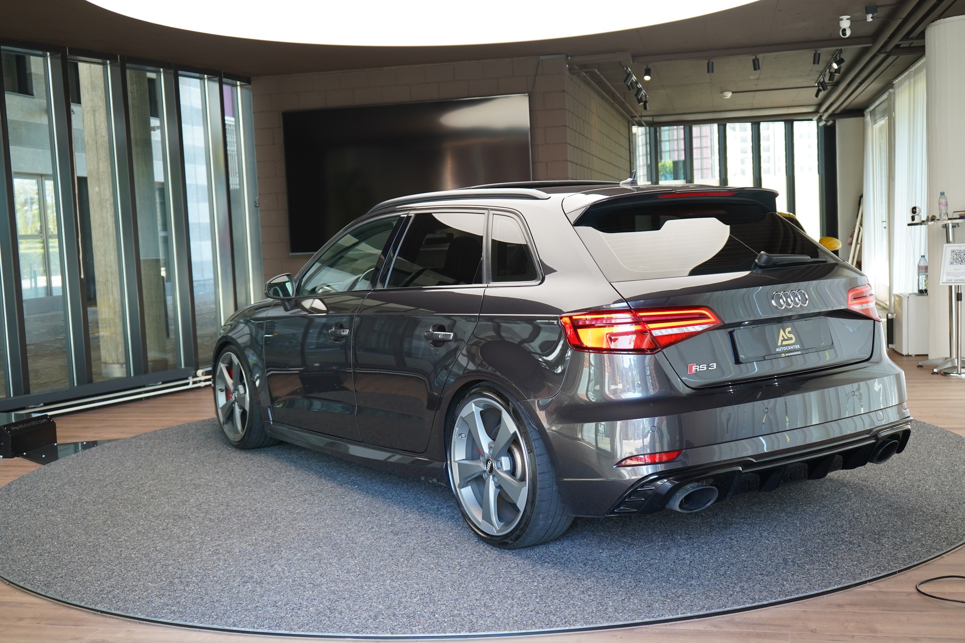 AUDI RS3 Sportback 2.5 TSI quattro *Porsche Farbe SLATE GREY* ohne OPF | KW | PANORAMA | ASSISTENZPAKET-showroom-element-3