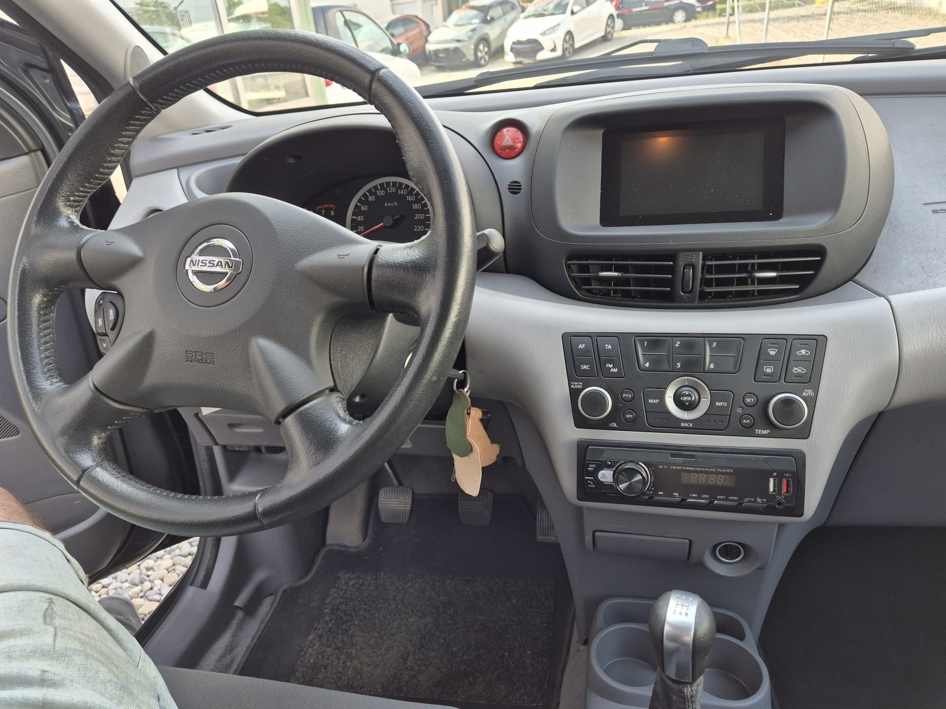 NISSAN Almera Tino 1.8 16V business-image-7