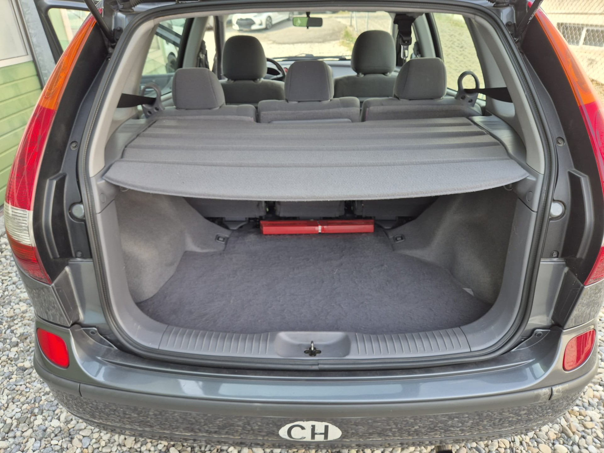 NISSAN Almera Tino 1.8 16V business-image-12