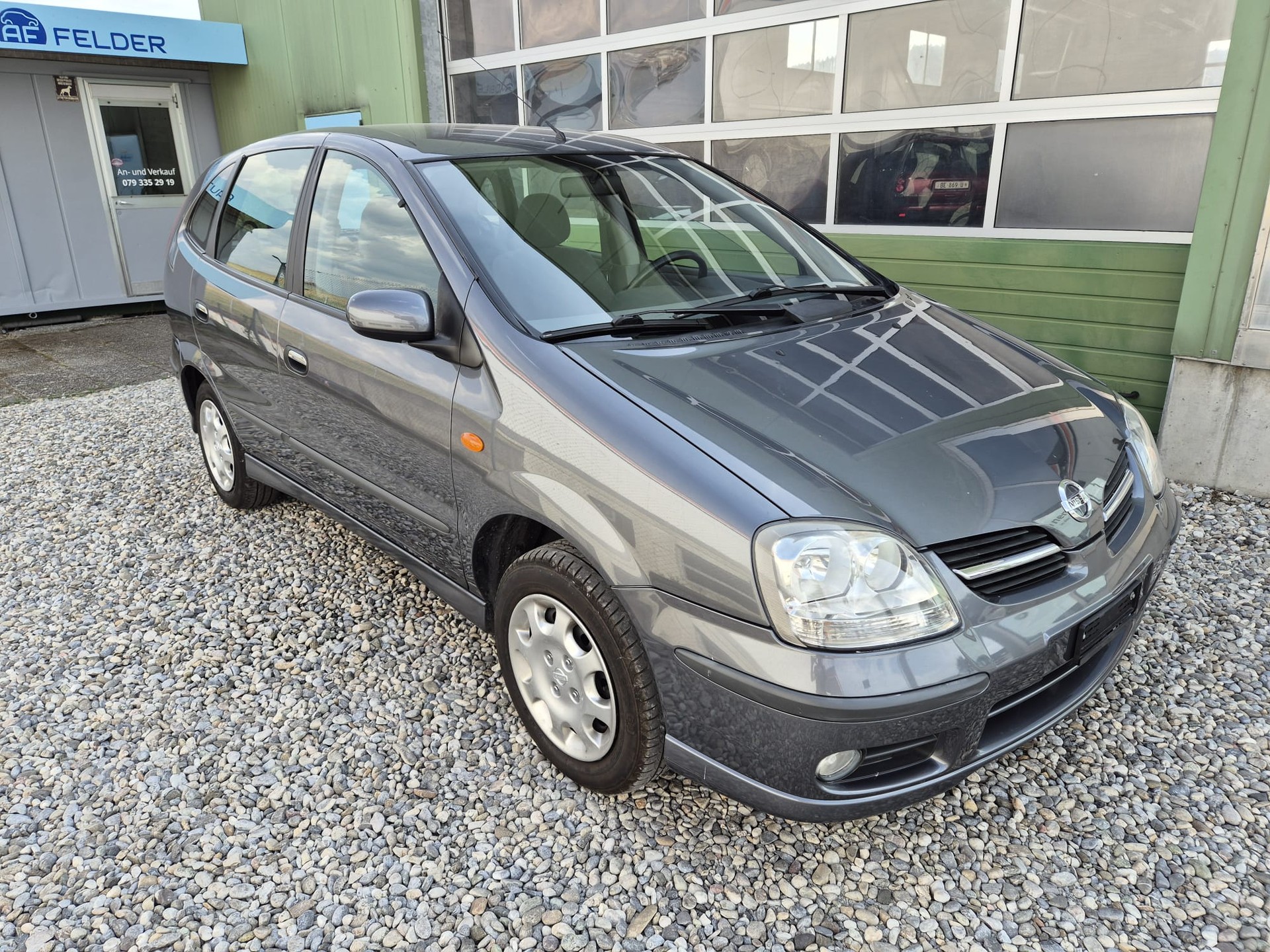 NISSAN Almera Tino 1.8 16V business-image-1