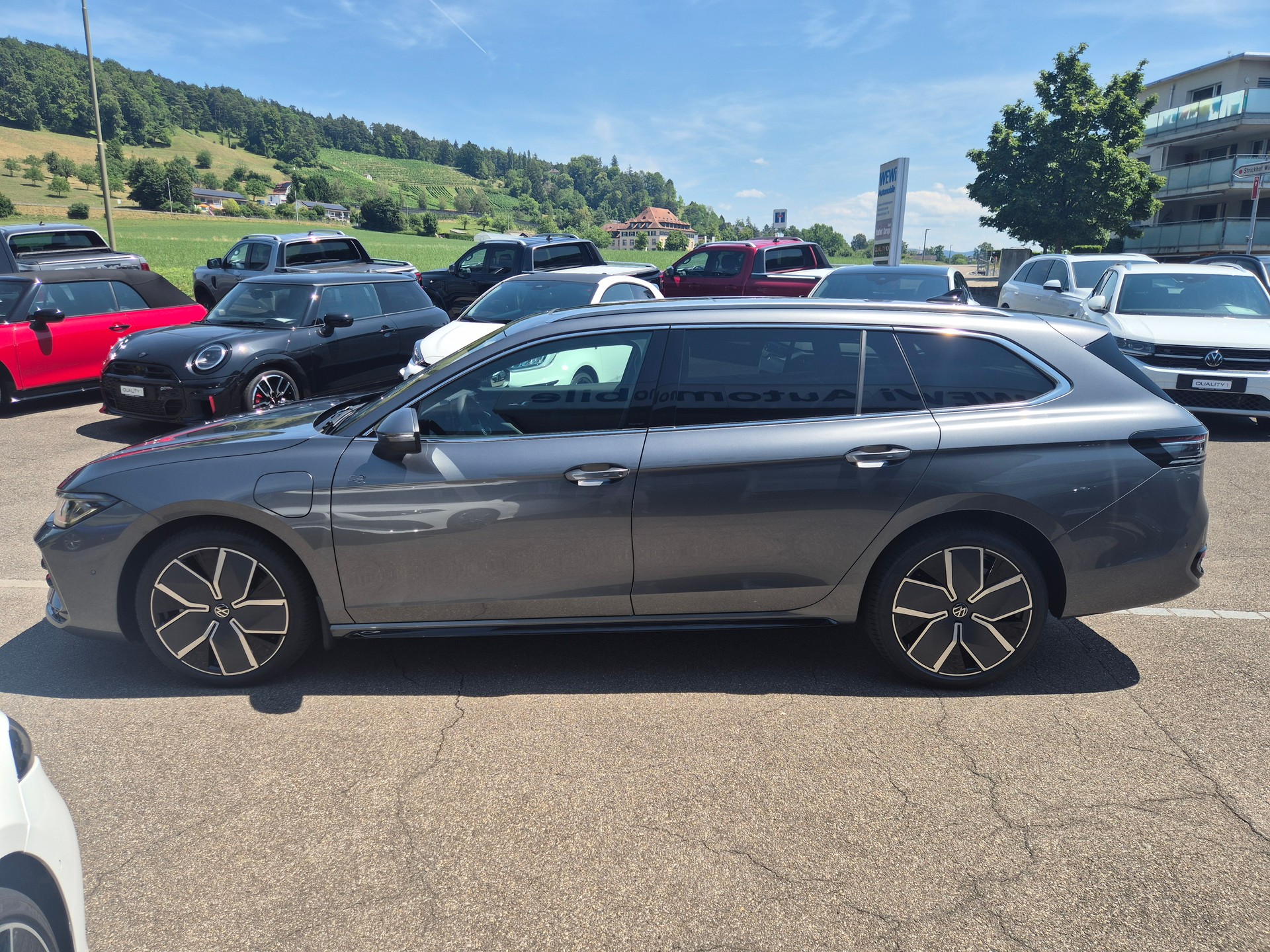 VW Passat Variant 1.5 TSI evo2 Plug-In- Hybrid R-Line DSG-image-7