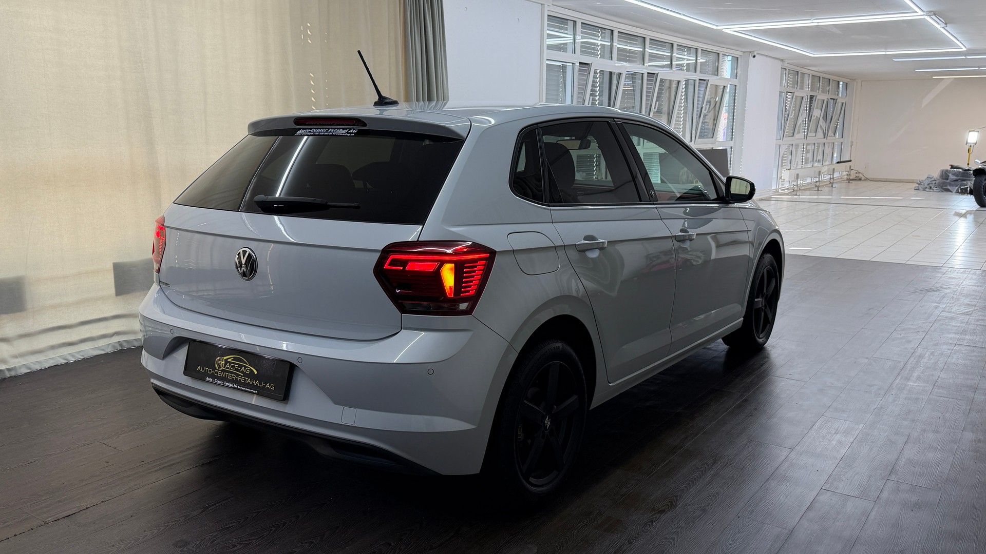 VW Polo 1.0 TSI BMT Beats DSG-showroom-element-3