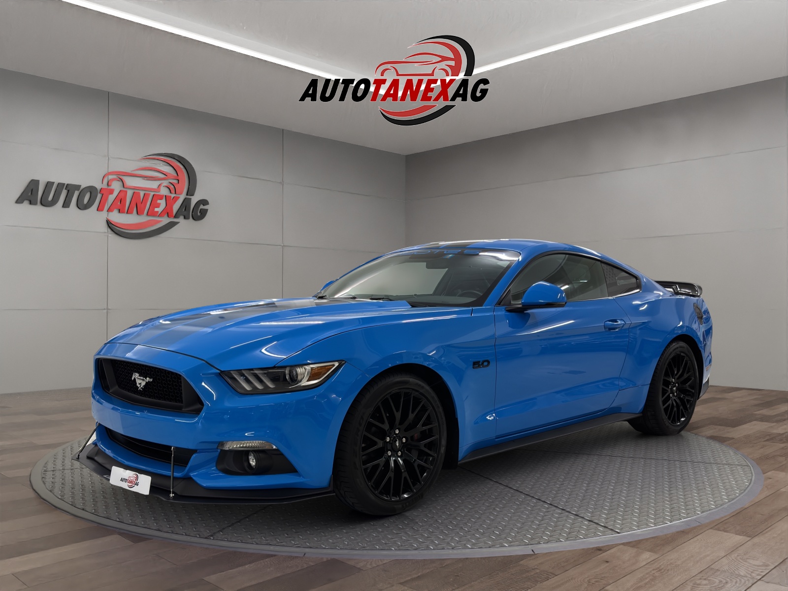 FORD Mustang Fastback 5.0 V8 GT Blue Edition Automat