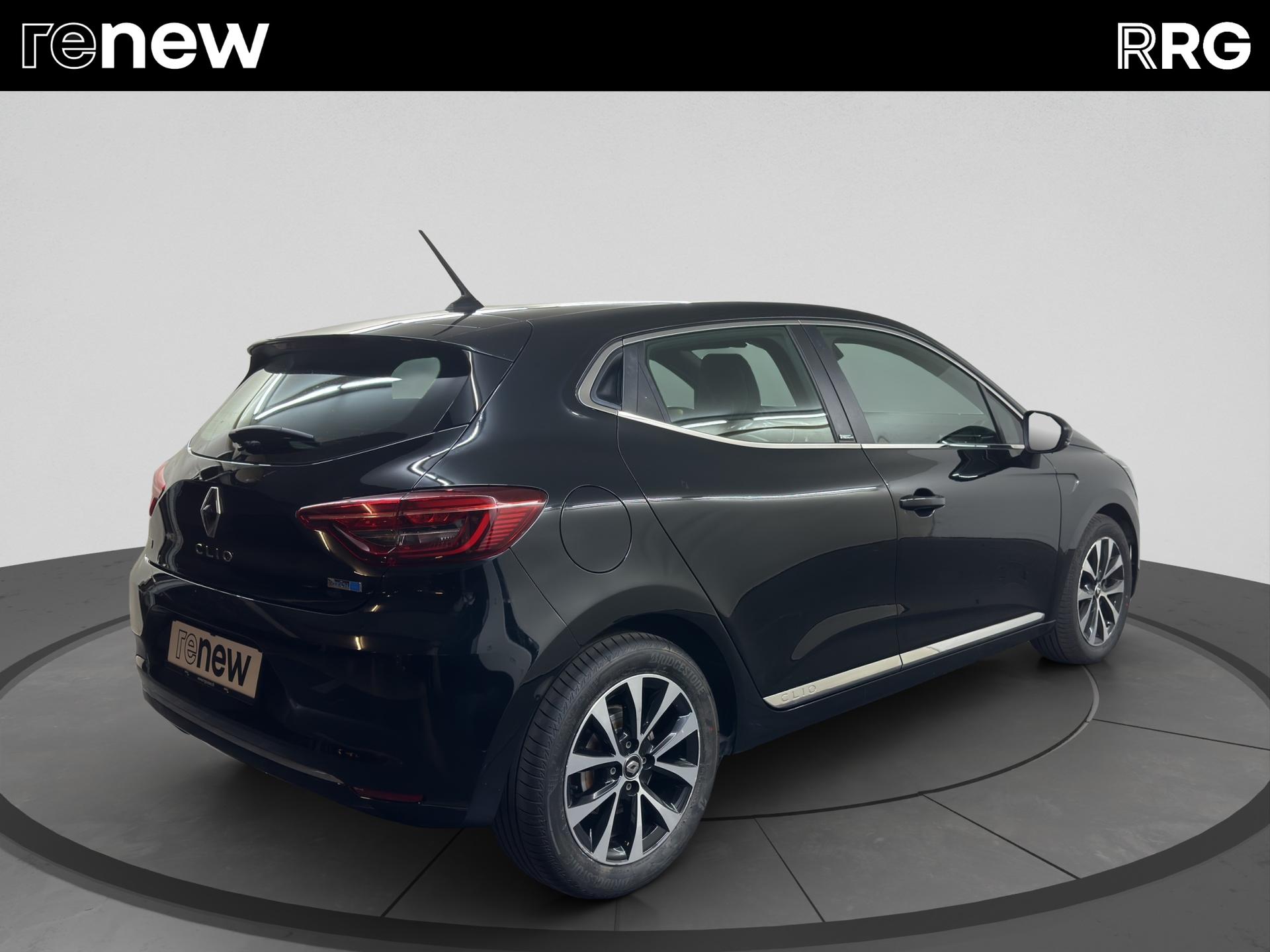RENAULT Clio 1.6 E-Tech Intens-showroom-element-3