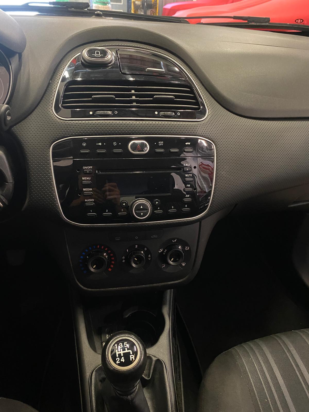 FIAT Punto Evo 1.4 MyLife-image-10