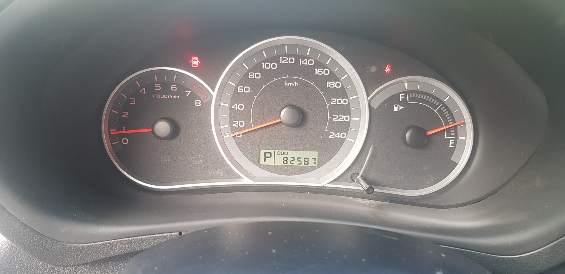 SUBARU Impreza 1.5R Swiss Automatic-image-9