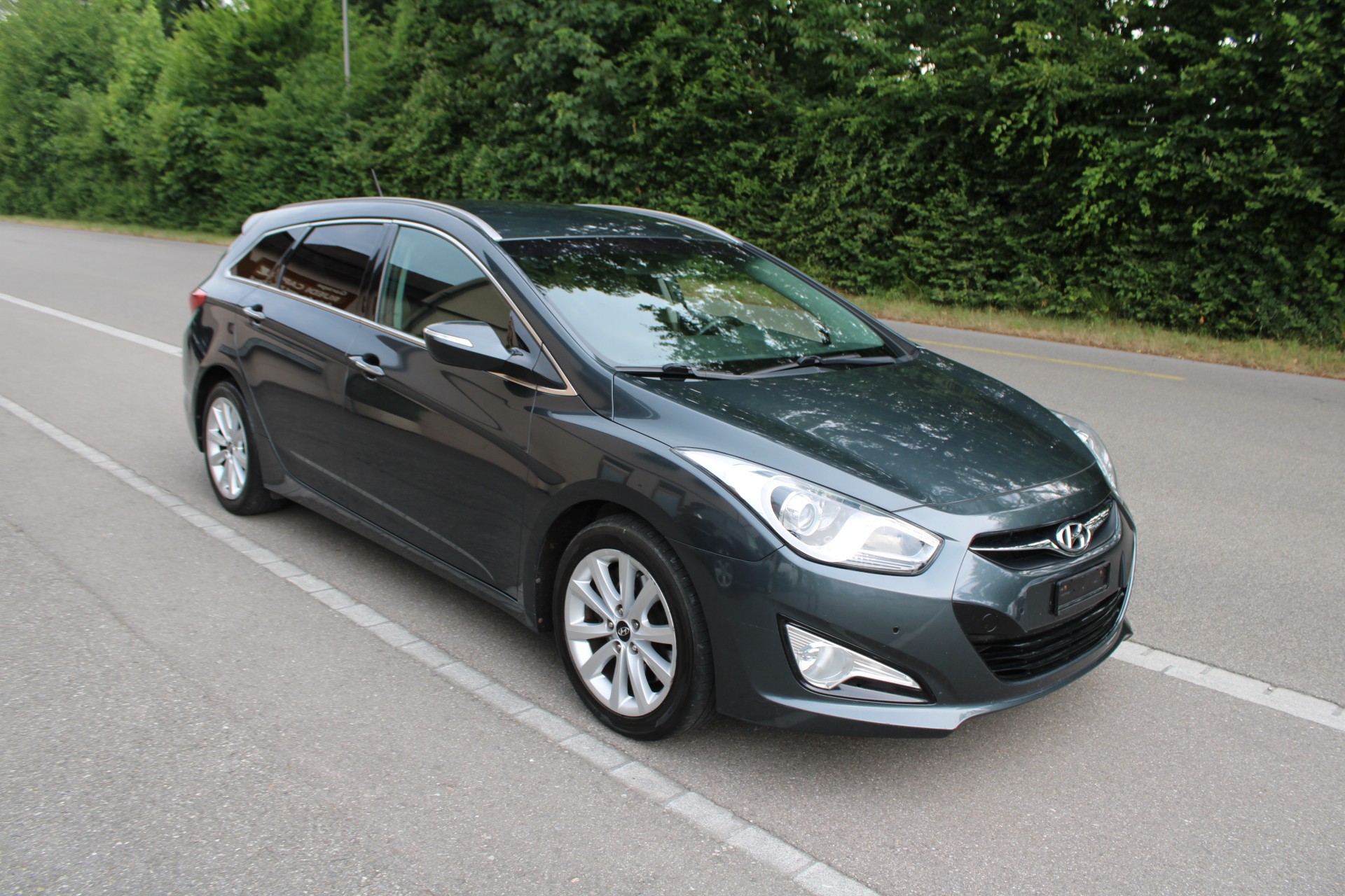HYUNDAI i40 Wagon 2.0 GDi Style Automatic-showroom-element-2