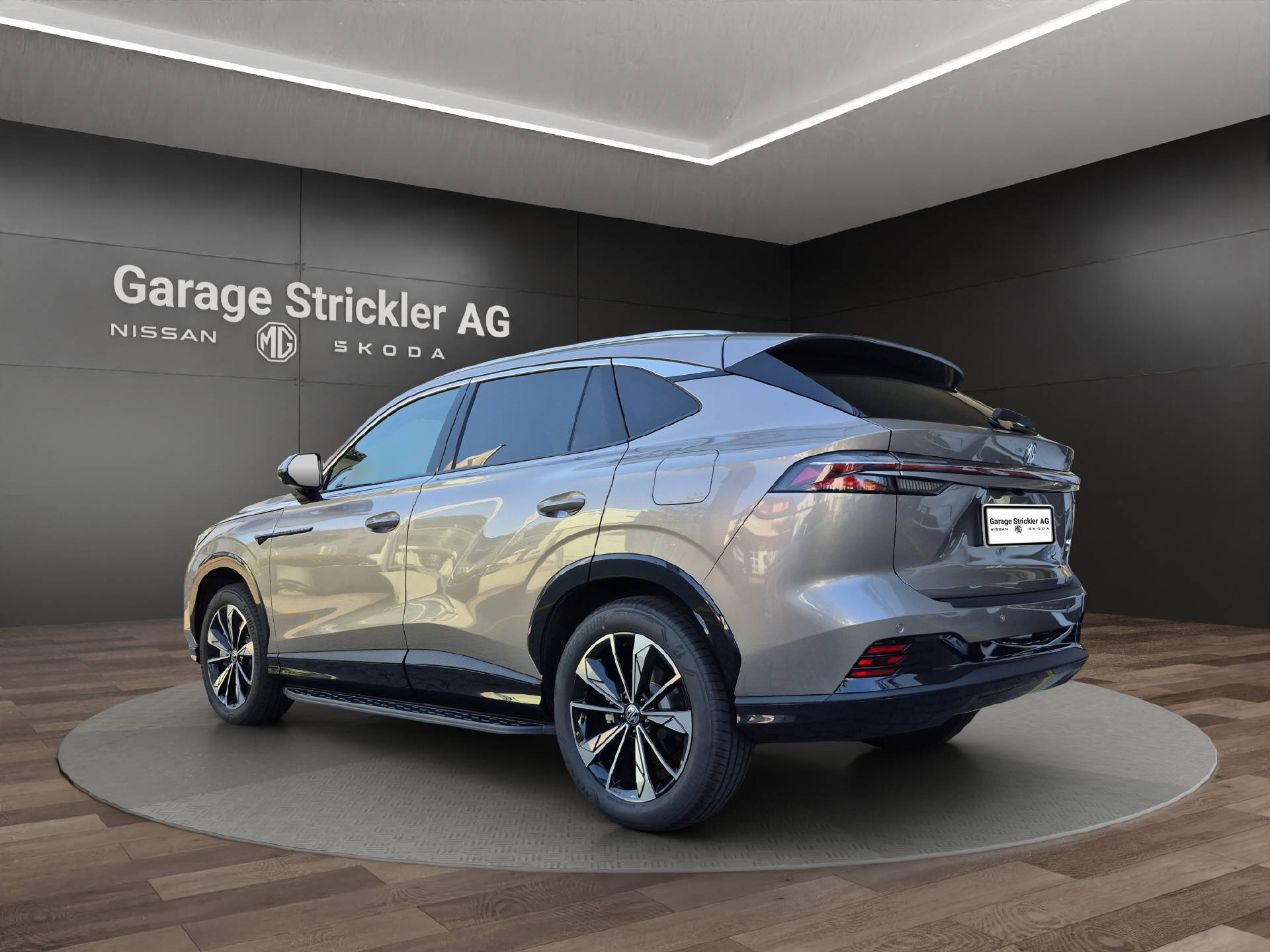 MG MG HS-showroom-element-2