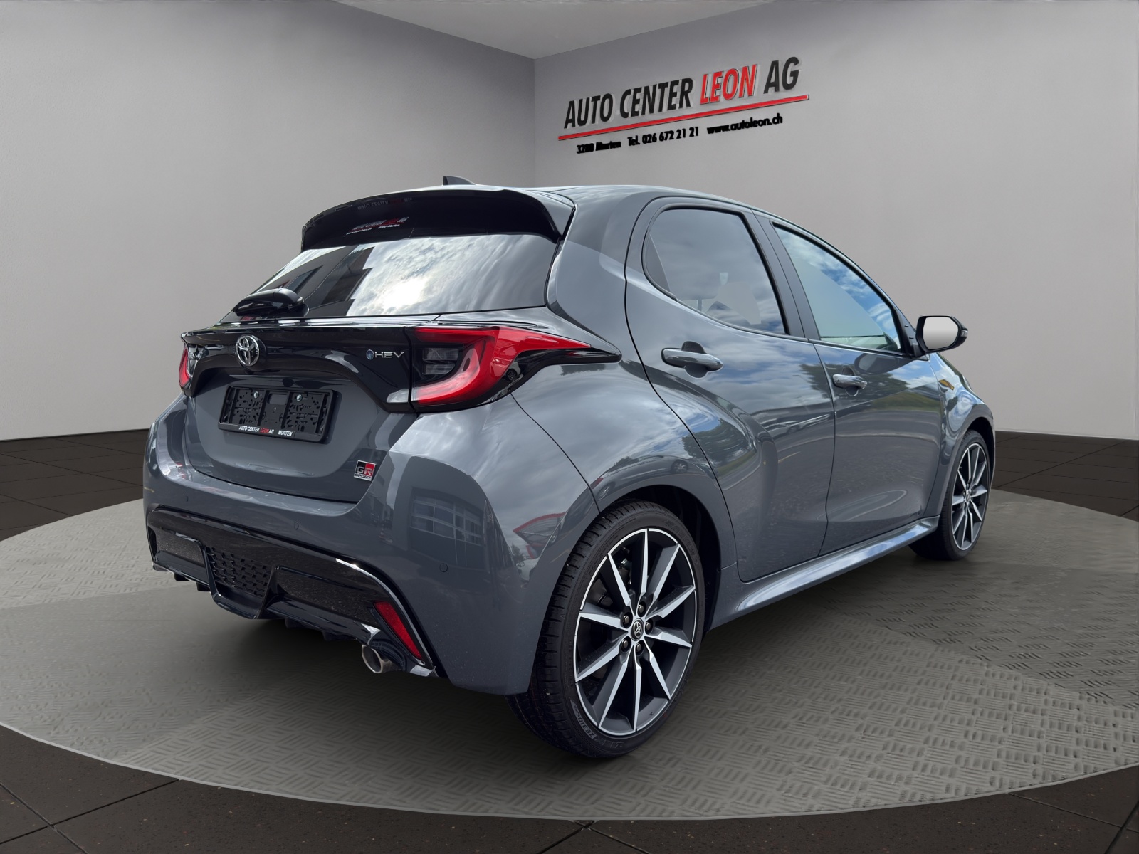 TOYOTA Yaris 1.5 GR Sport e-CVT (4 STÜCK)-image-5
