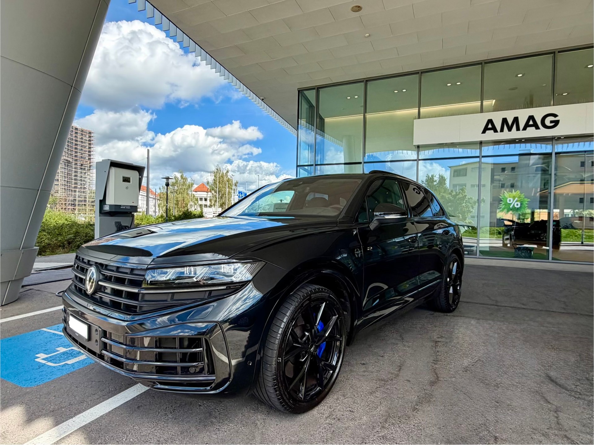 VW 3.0 V6 TSI PHEV R Final Edition-image-9