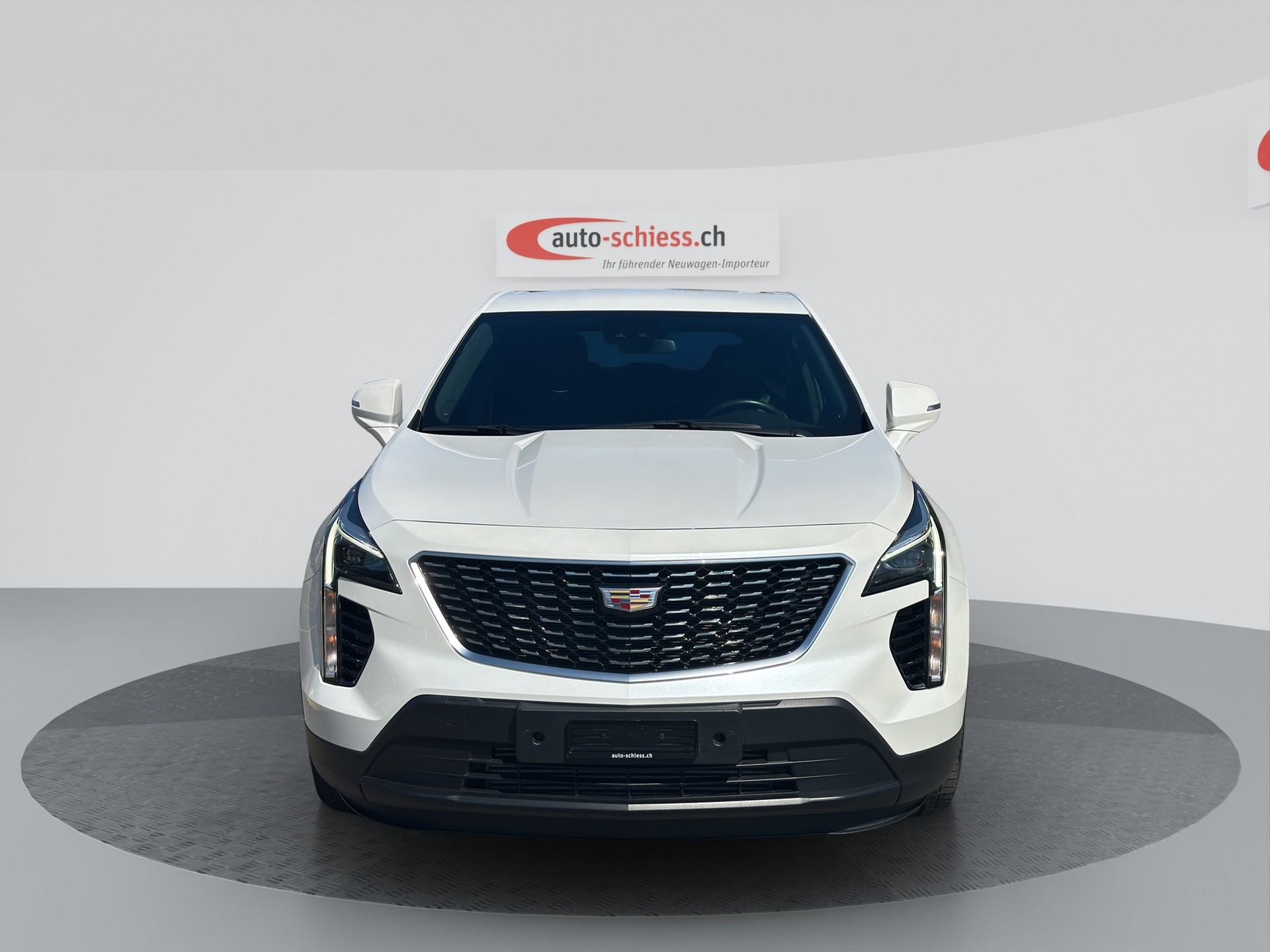 CADILLAC XT4 350T 2.0 Luxury AWD Automat-showroom-element-1