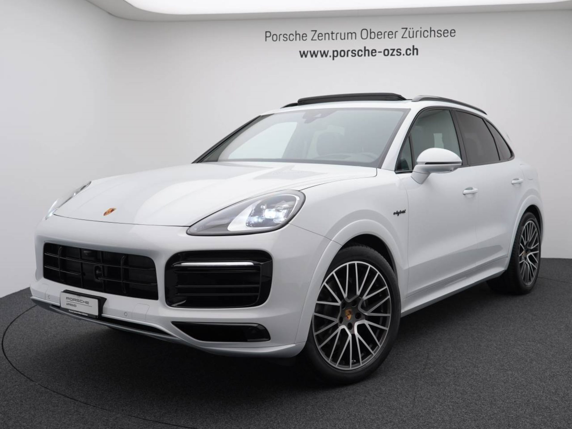 PORSCHE Cayenne E-Hybrid Platinum Edition