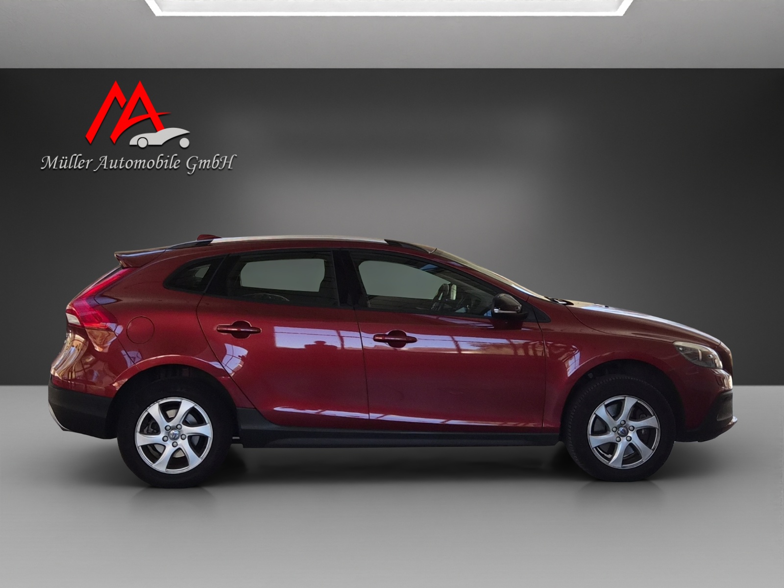 VOLVO V40 Cross Country T4 2.0 AWD Kinetic Geartronic-showroom-element-3