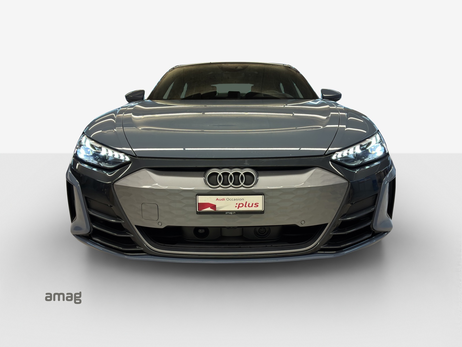 AUDI e-tron GT quattro-image-6
