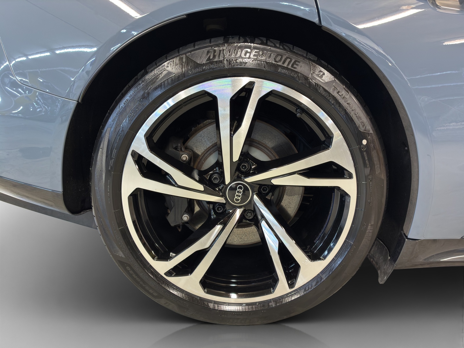 AUDI e-tron GT quattro-image-14