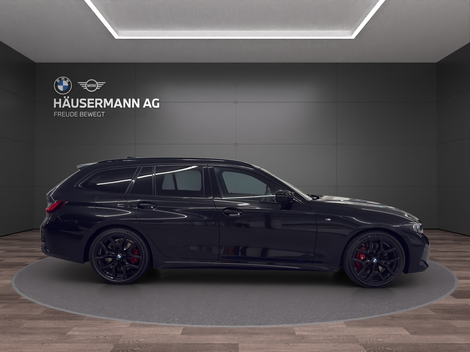 BMW M340d xDrive 48V Touring Steptronic M Sport Pro-showroom-element-3