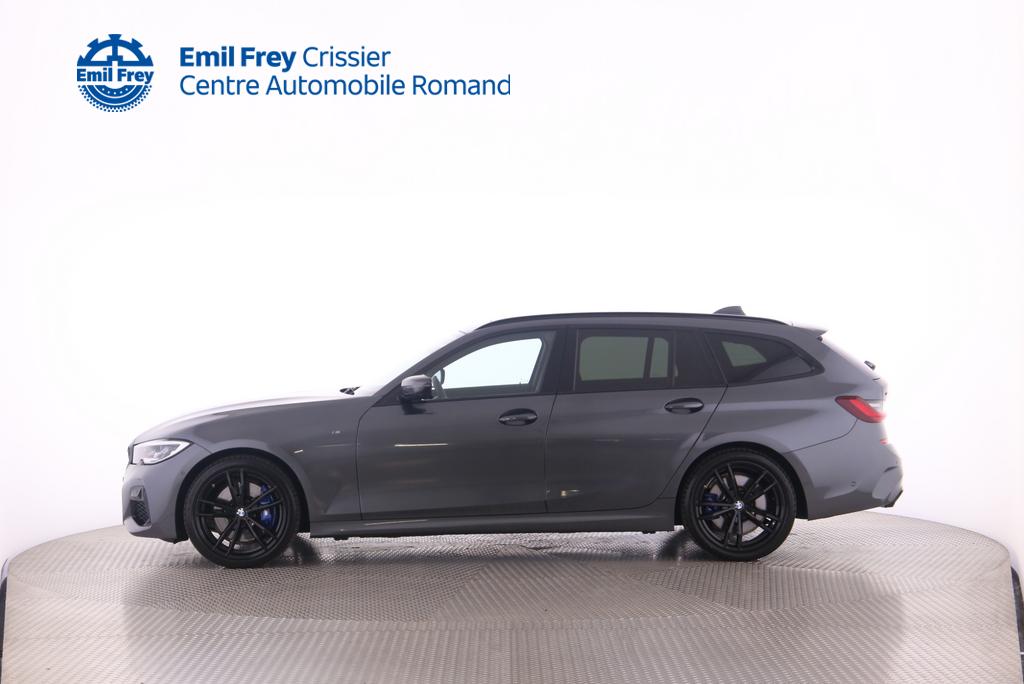 BMW M340i xDrive Touring-showroom-element-3