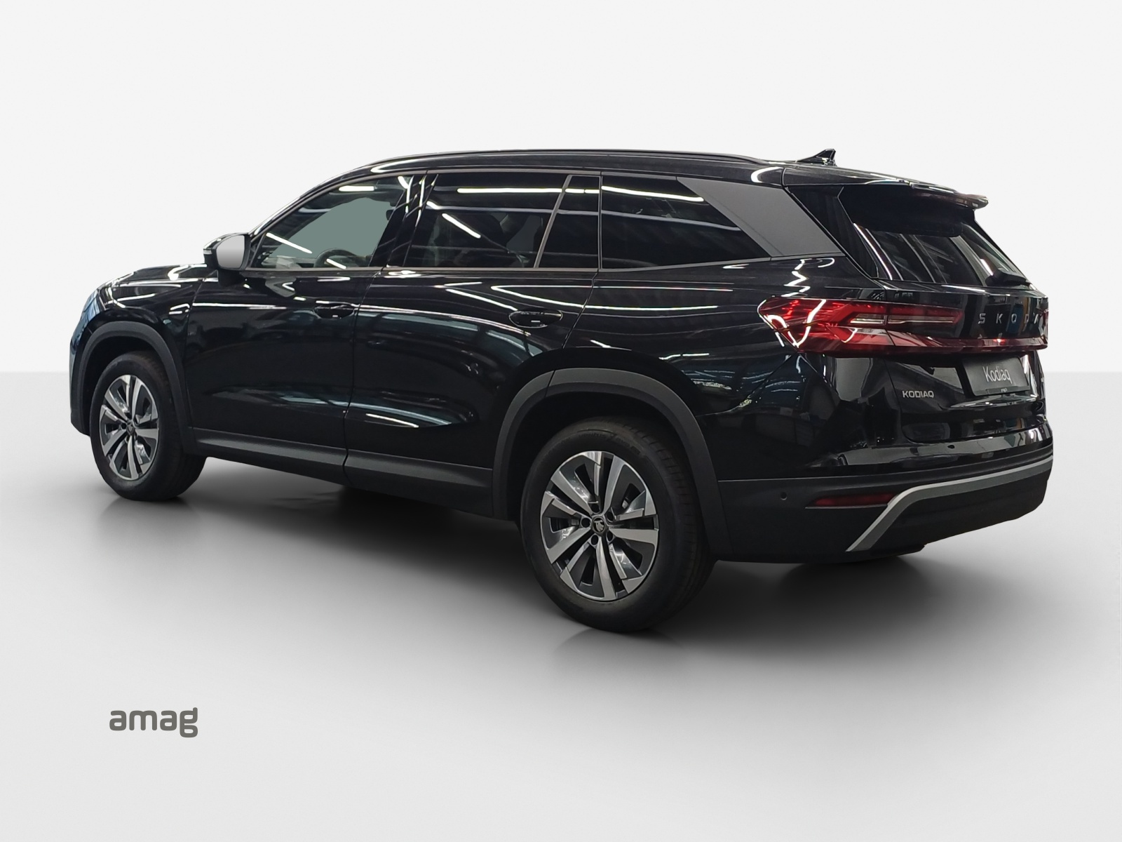 SKODA Kodiaq 2.0 TSI Selection 4x4-showroom-element-2