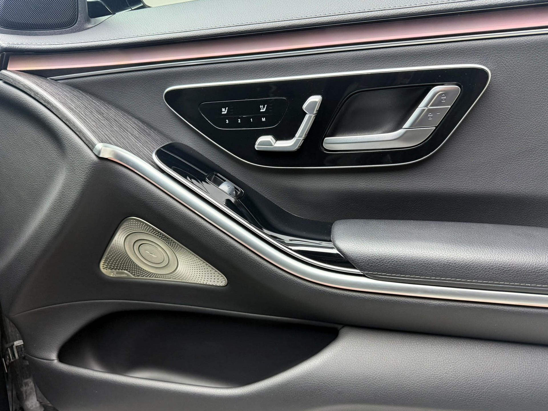 MERCEDES-BENZ S 350 d 4Matic AMG Line 9G-Tronic-image-15