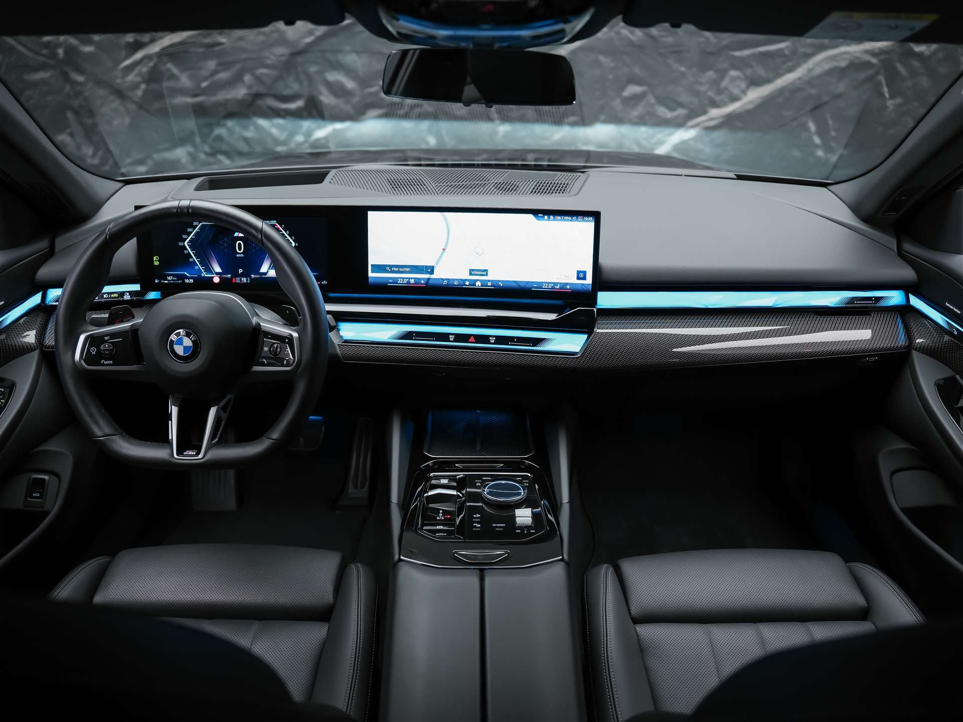 BMW 520i M Sport Steptronic *Werksgarantie*21" Felgen*ICONIC GLOW*-image-19