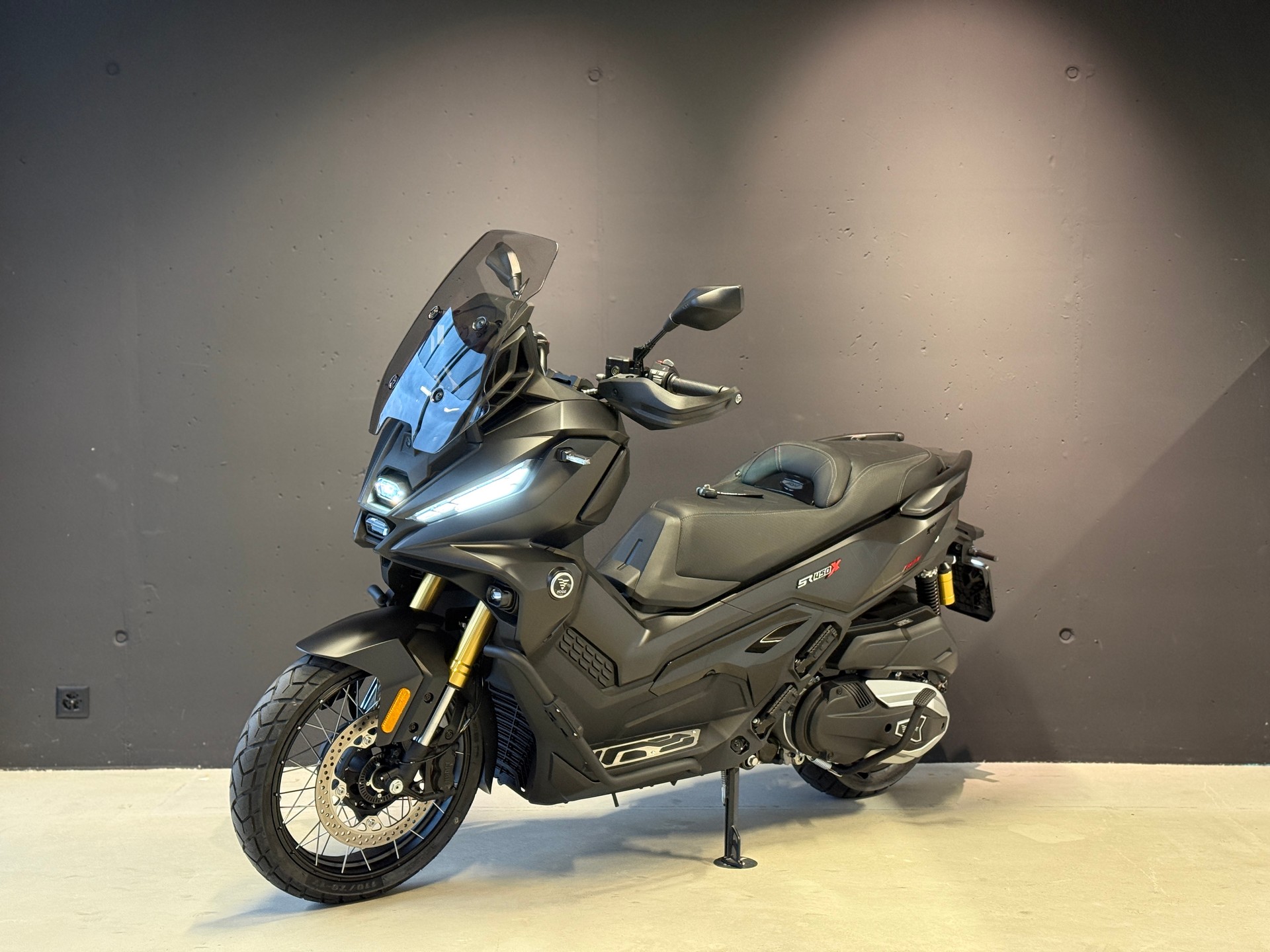 VOGE SR 450 X ADV-image-2