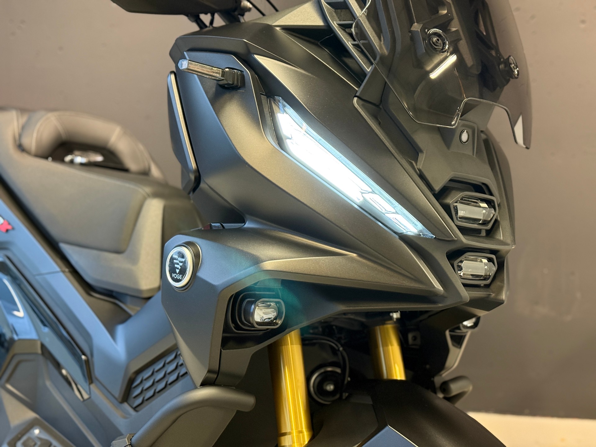 VOGE SR 450 X ADV-image-4