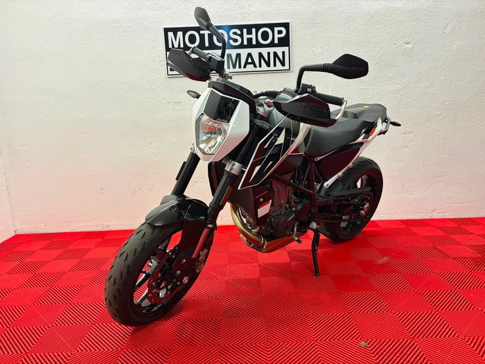 KTM 690 Duke ABS (35kW)-image-2