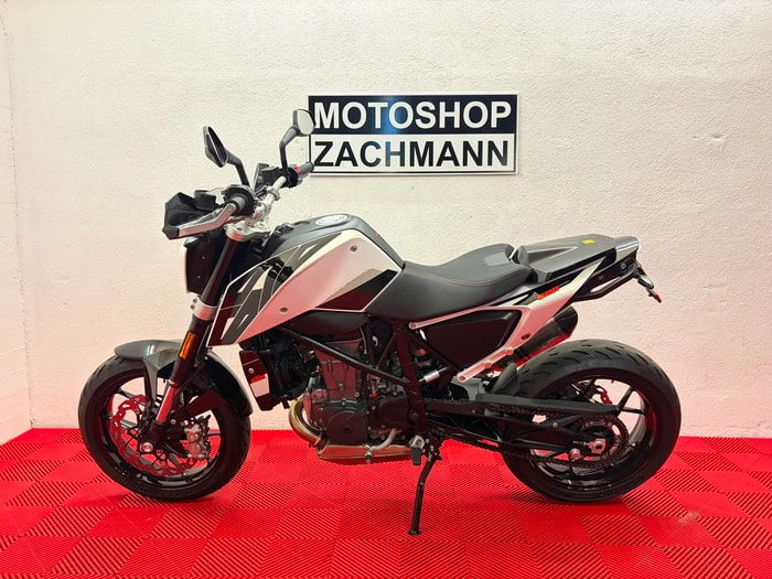 KTM 690 Duke ABS (35kW)-image-3