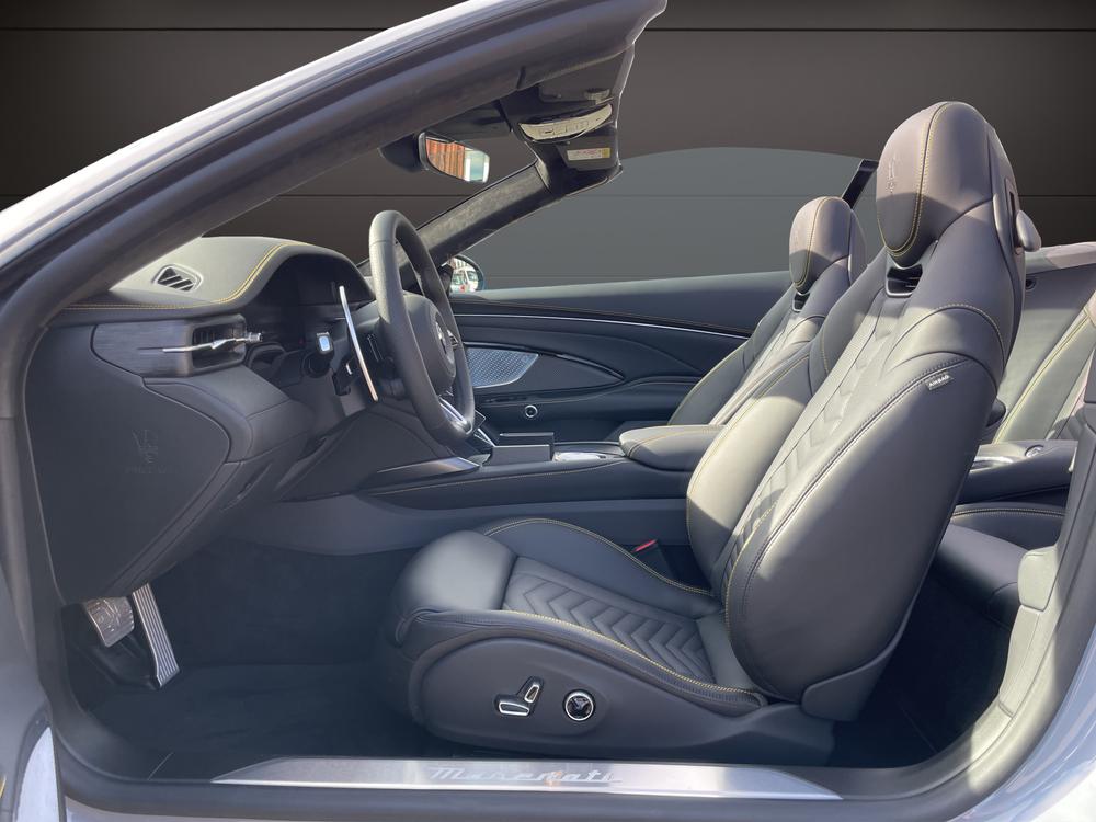 MASERATI GRANCABRIO 3.0 V6 Trofeo-image-8