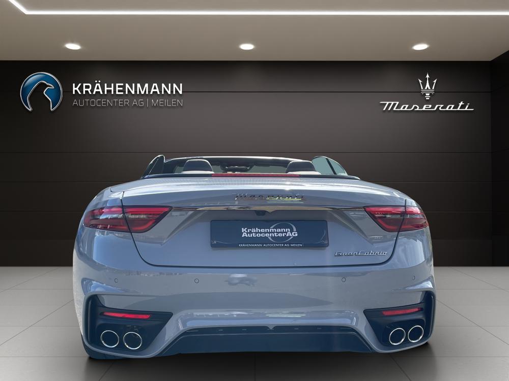 MASERATI GRANCABRIO 3.0 V6 Trofeo-showroom-element-3