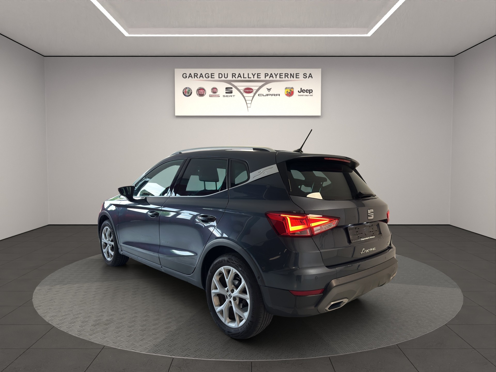 SEAT Arona 1.5 Eco TSI Hola FR DSG-showroom-element-2