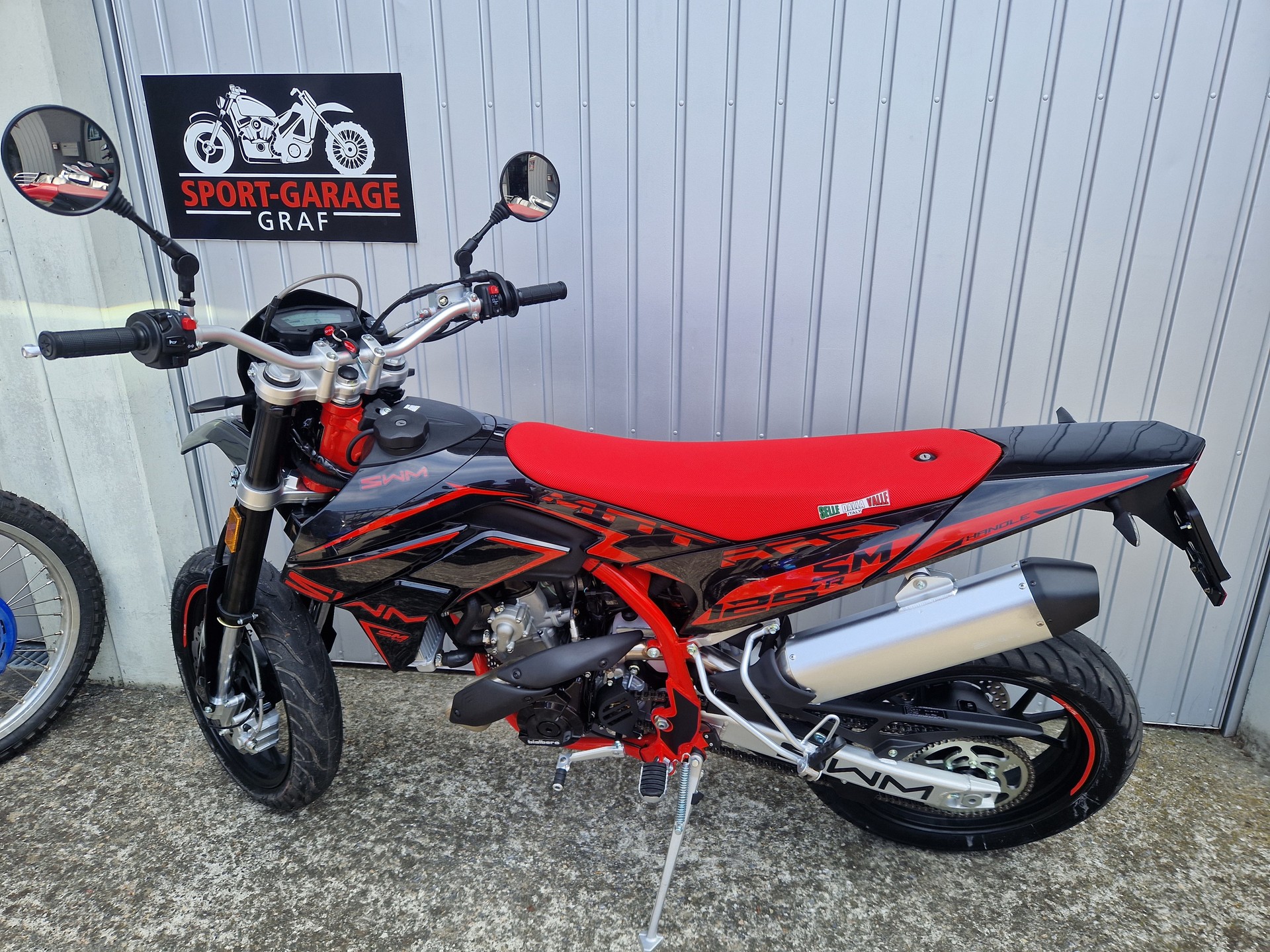 SWM Supermoto MY 2025-image-6