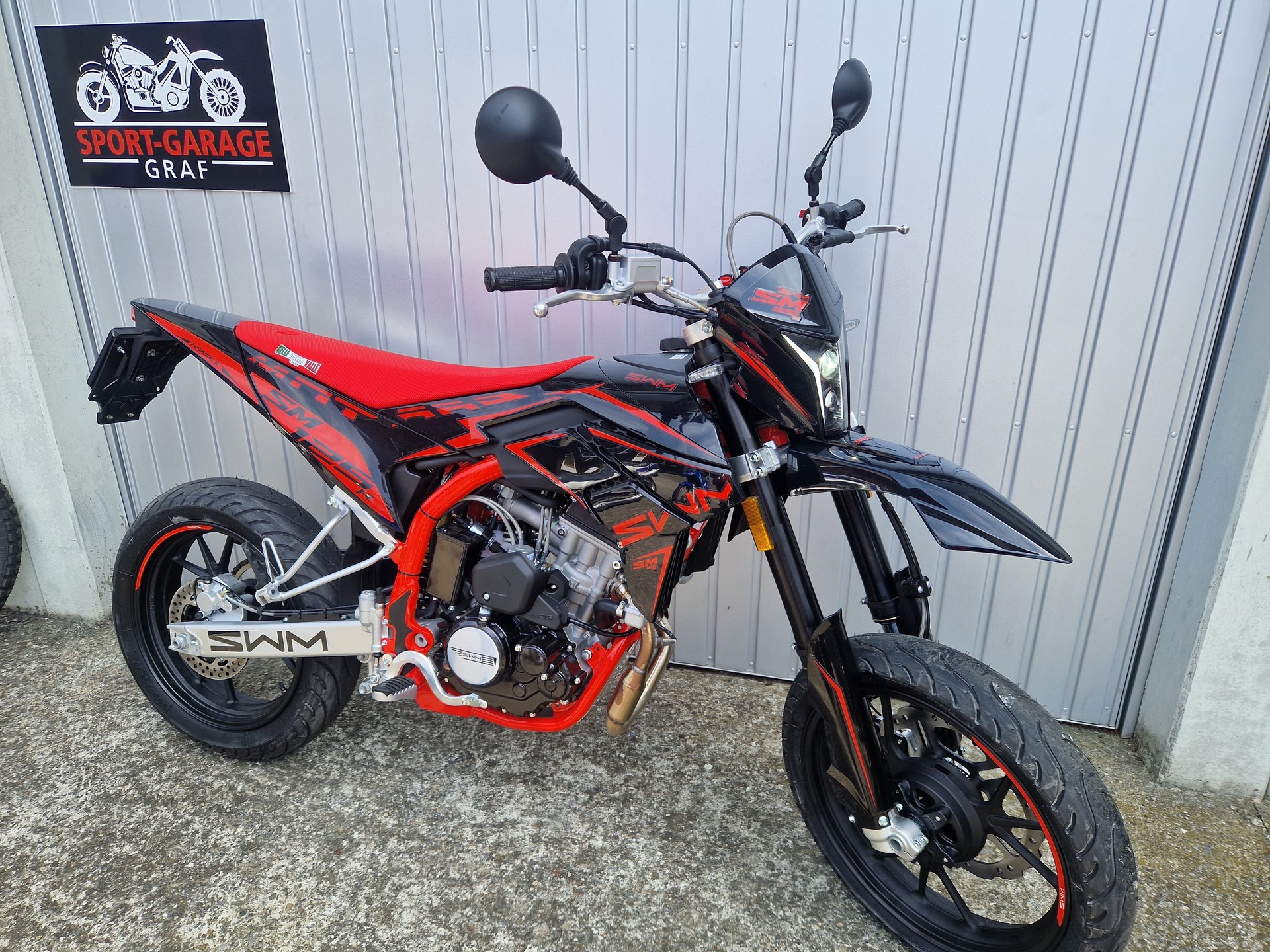 SWM Supermoto MY 2025-image-2
