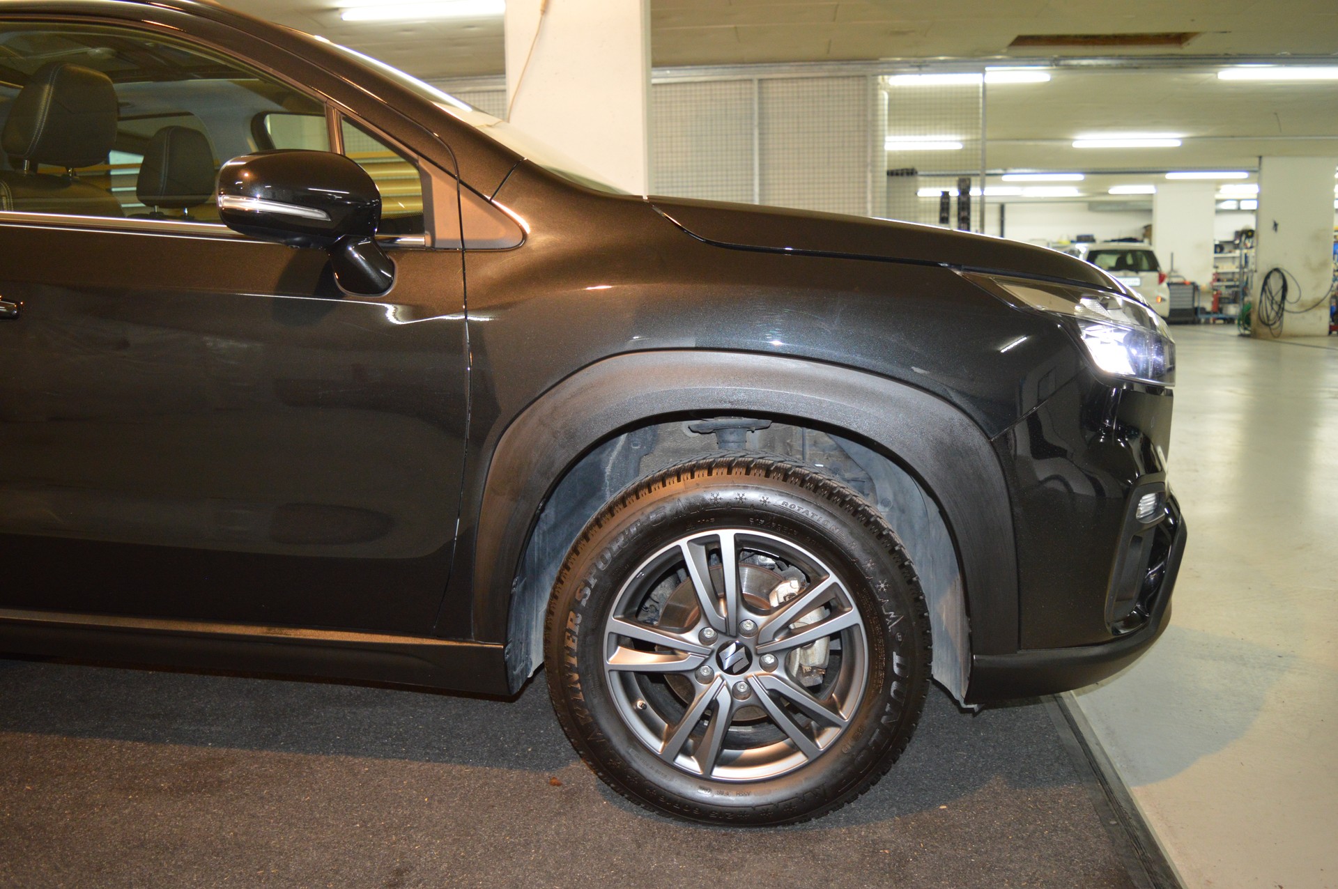SUZUKI SX4 S-Cross 1.4 16V Compact Top Hybrid 4WD Automatic-image-7
