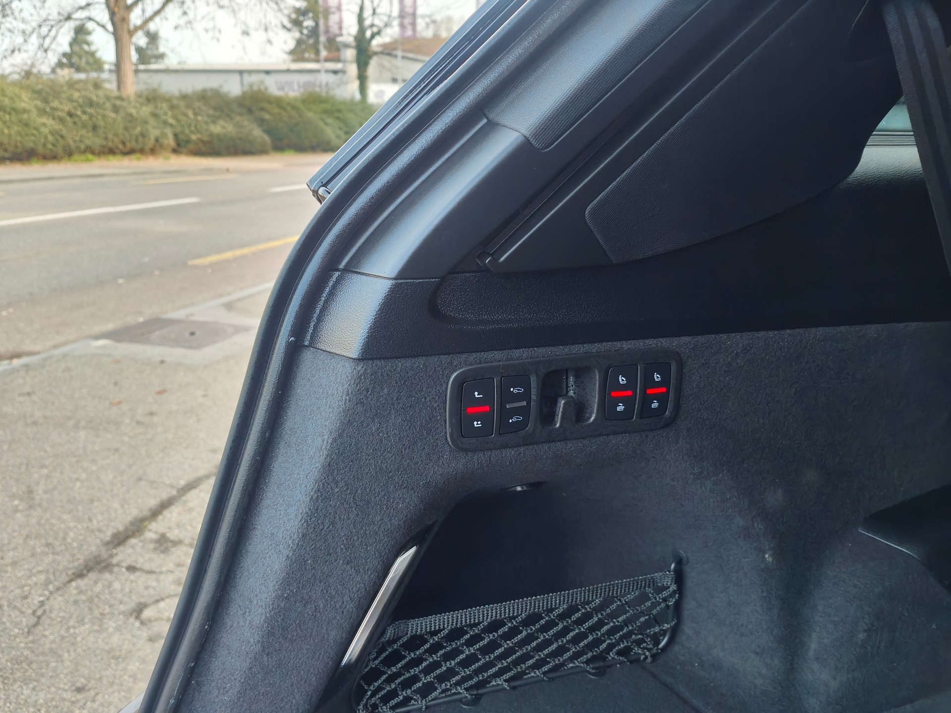 AUDI Q7 55 TFSI S line quattro PH tiptronic-image-21