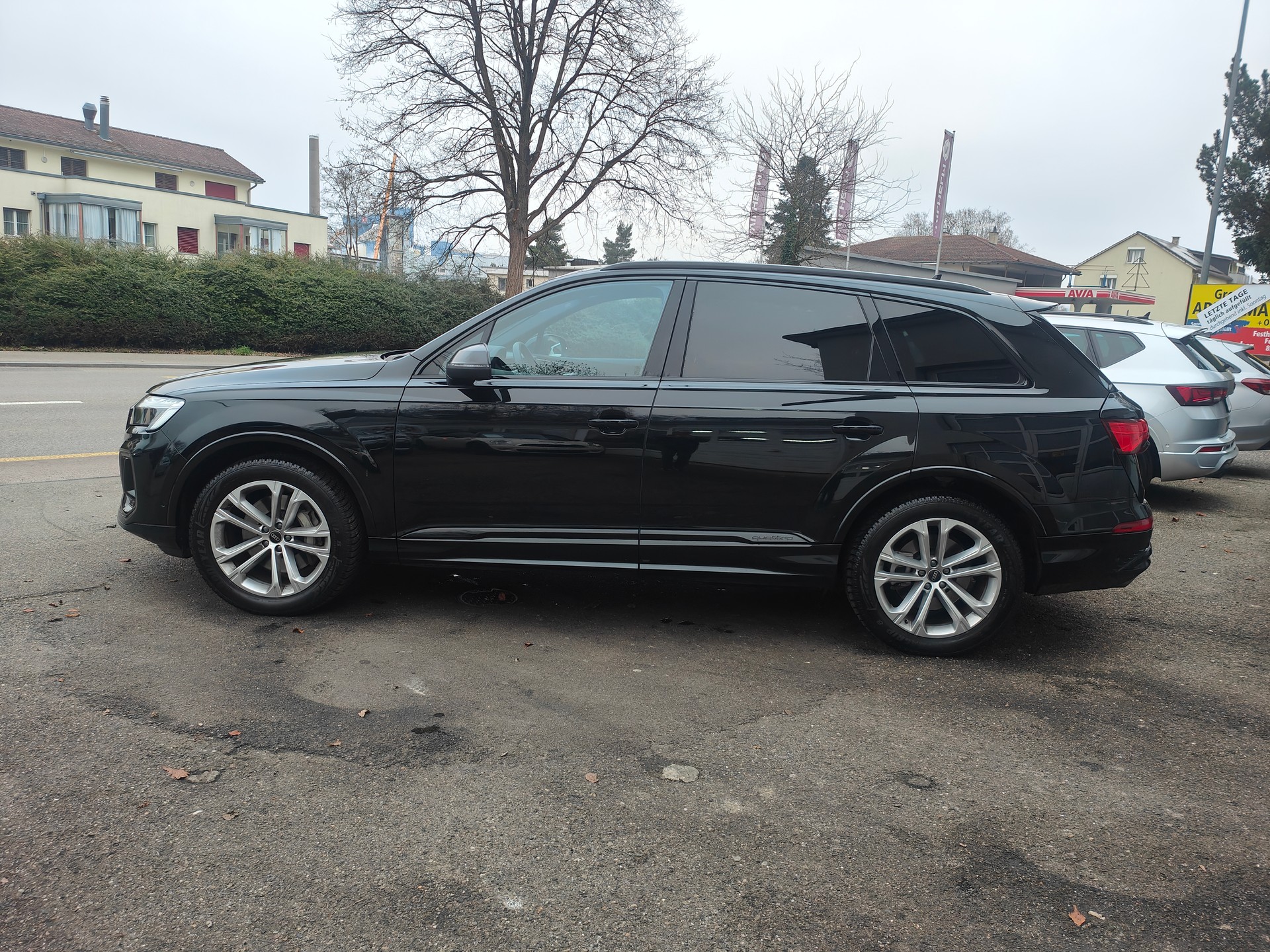 AUDI Q7 55 TFSI S line quattro PH tiptronic-image-8