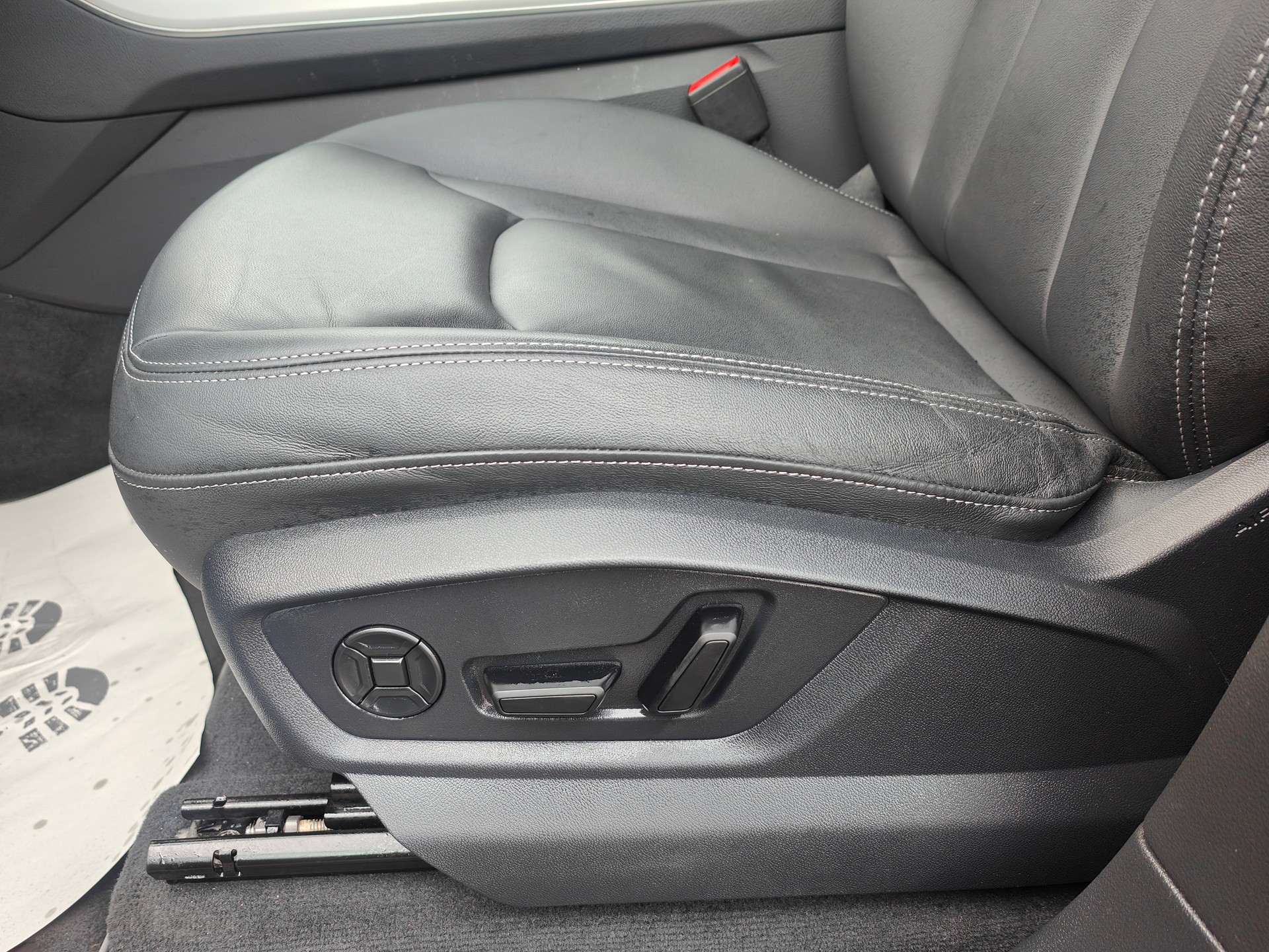 AUDI Q7 55 TFSI S line quattro PH tiptronic-image-15